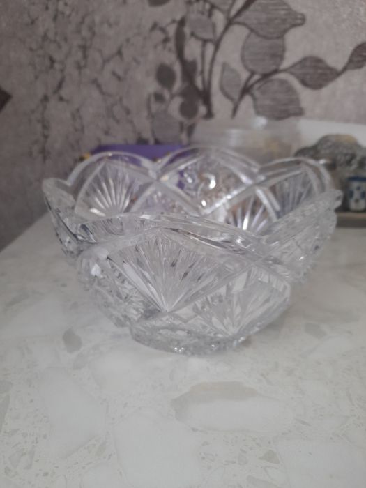 Продам  салатницы