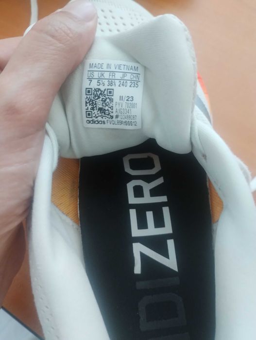 Маратонки adidas 38 номер