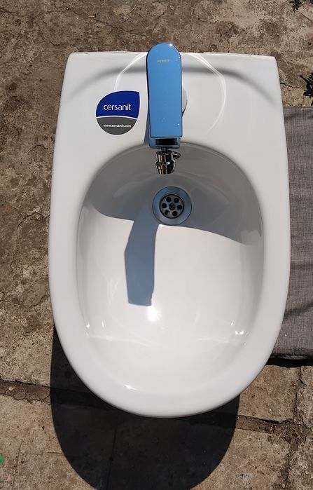 Bideu suspendat Cersanit Delfi NOU