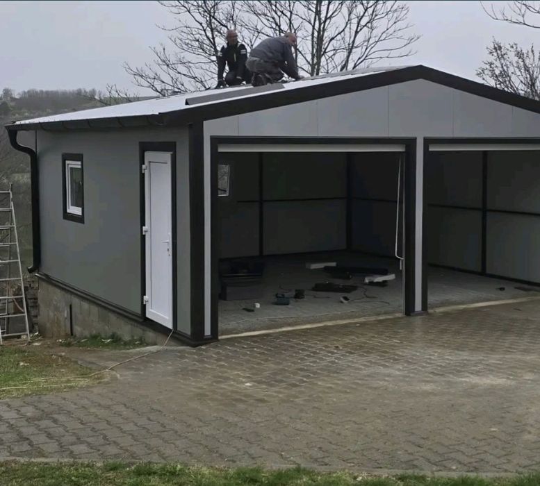 Vand garaje auto din structura metalica cu panou Sandwich