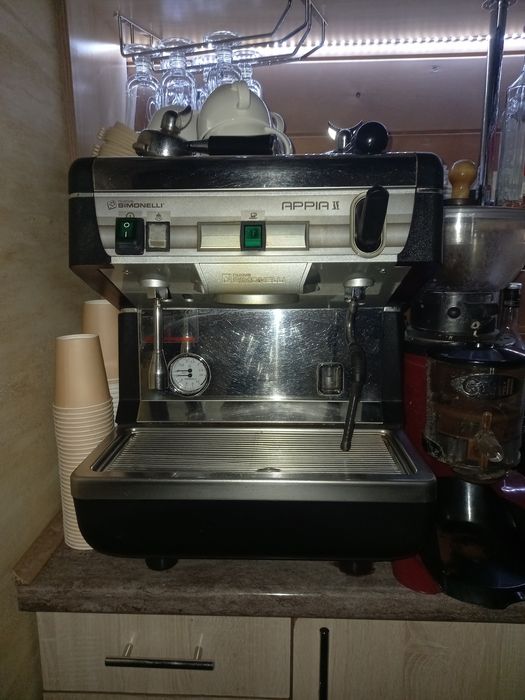 Профессиональная кофемашина