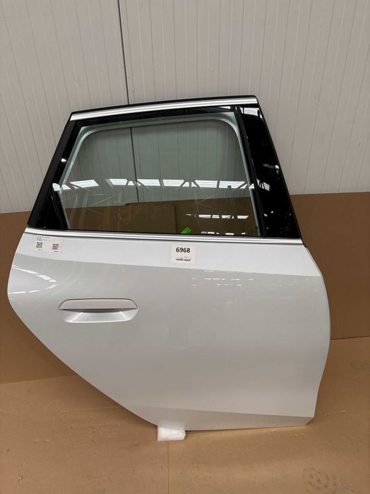 Задна Дясна Врата За БМВ У06 9627092 BMW U06