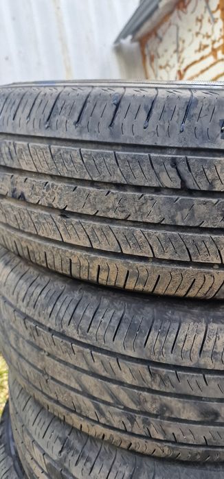 Продам комплект шин 245-65 r17