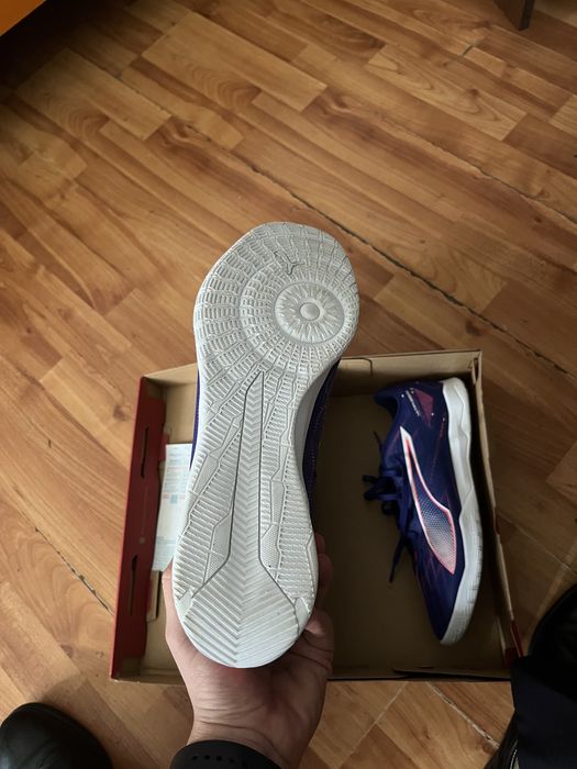 Adidasi Puma fotbal sala 42.5