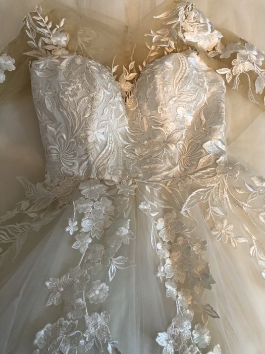 Продам красивое Свадебное платье