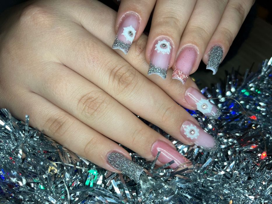 Unghii cu gel  constanta