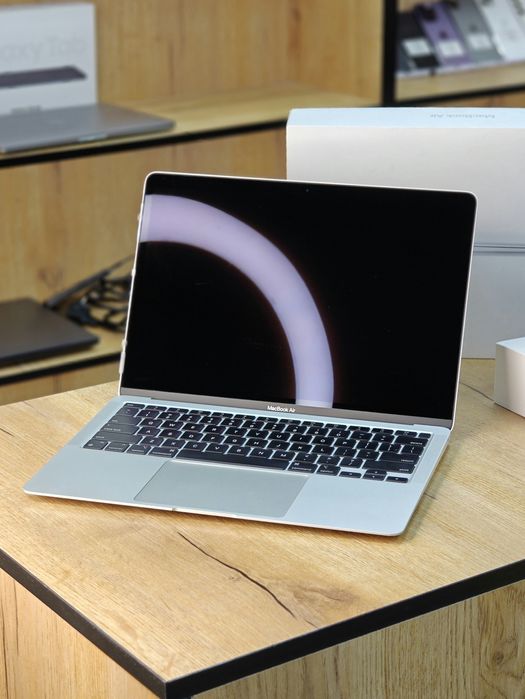 Apple MacBook Air M1 | Дисплей повреждён | 256гб