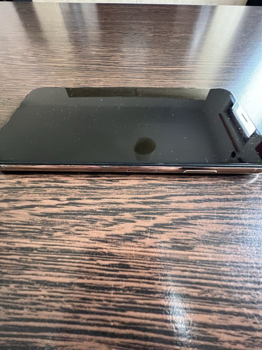 Iphone xs Max.