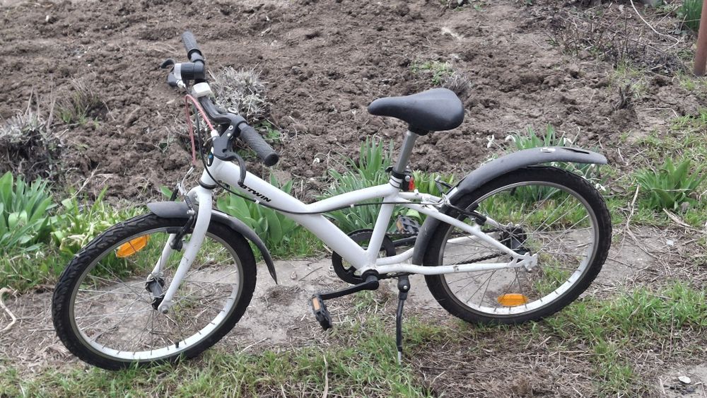 De vanzare o bicicleta copil