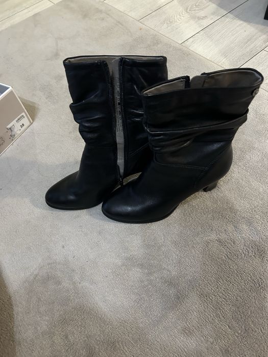 Боти Tamaris в черно