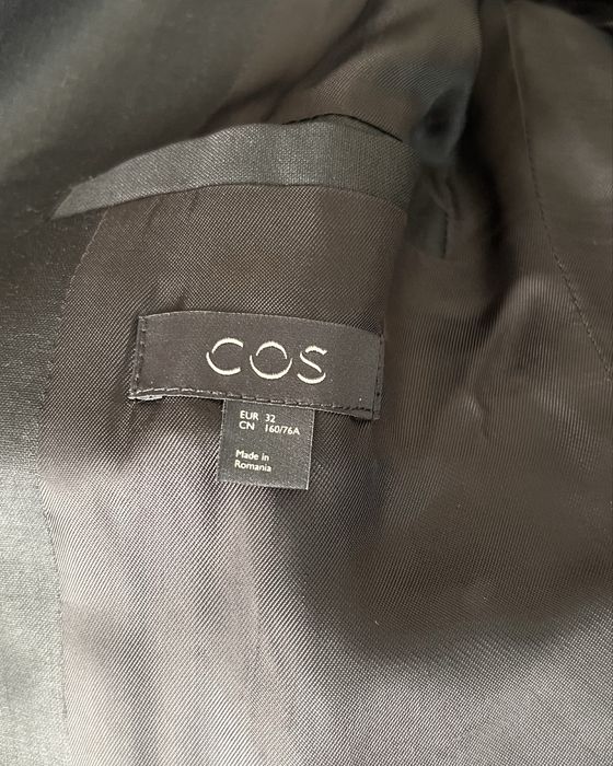 Новый пиджак COS за полцены