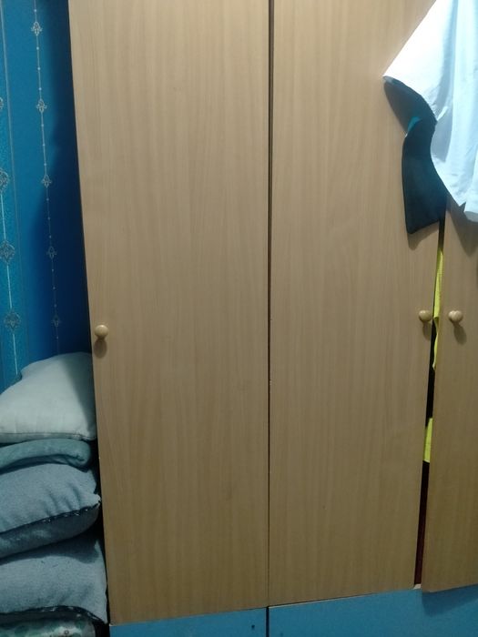Продам шкаф в хорошем состоянии