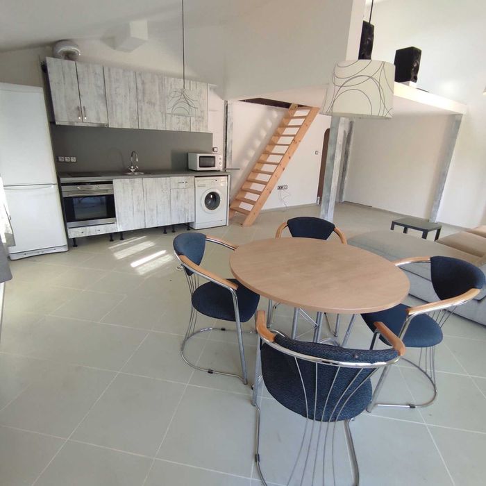 Тристаен ап. под наем в кв Горна баня