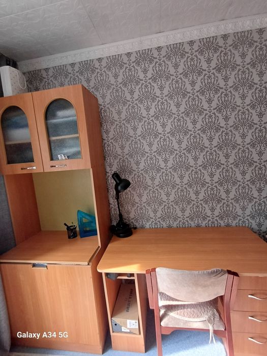 Продам шкафы и письменный стол