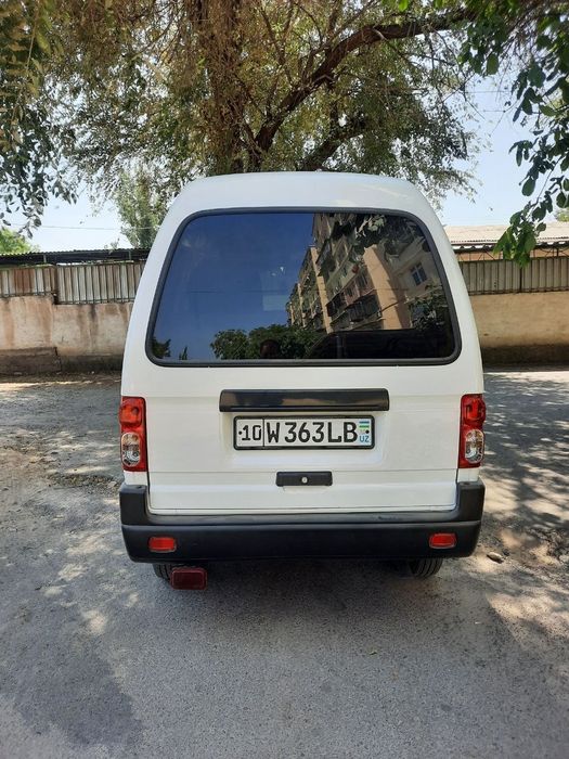 Chevrolet Damas-2