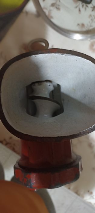 Мелачка за домати и месо - ръчна