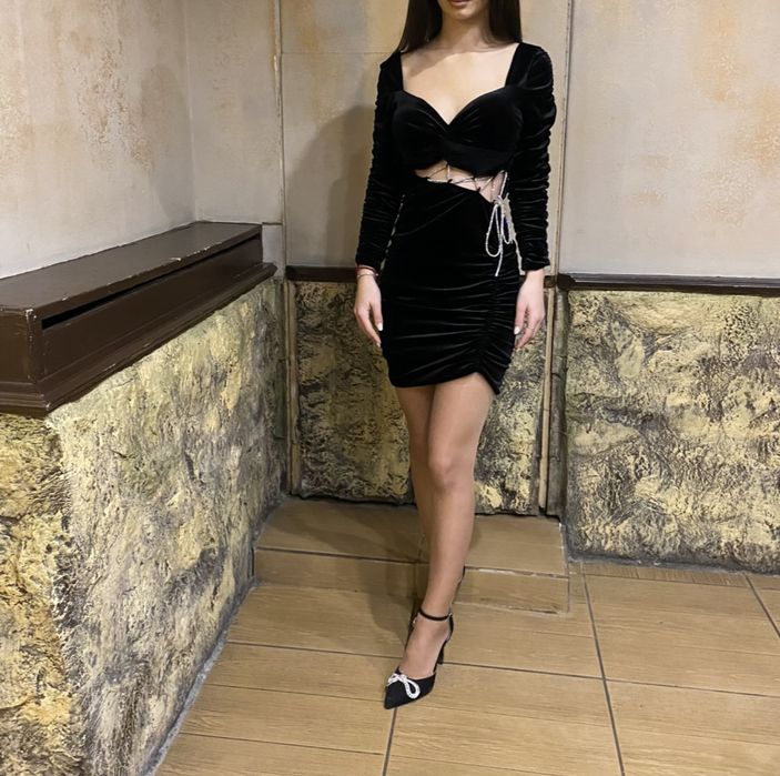 Дамска черна рокля