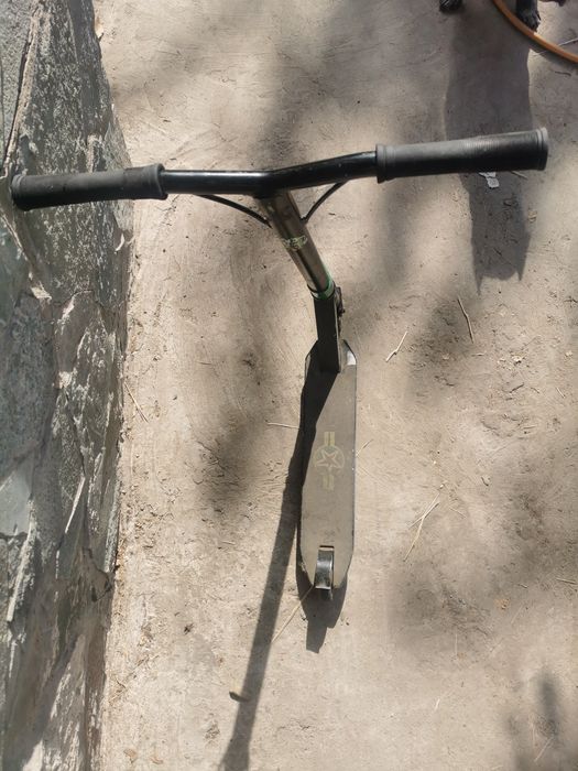 Трюковой самокат bad frog