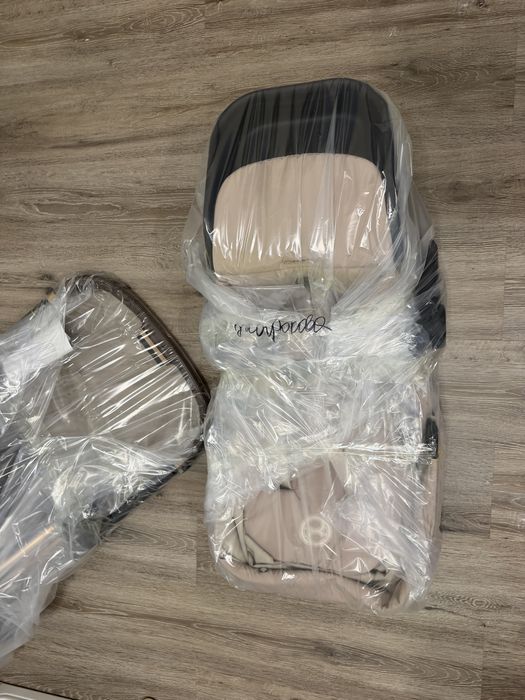 Cybex priam 4 продам (черный и беж)