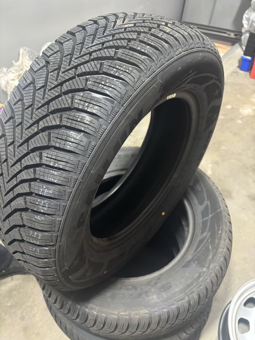 Anvelope Iarna SAILUN 215\65R16