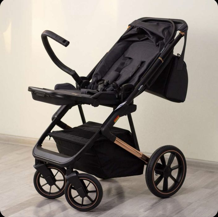 Коляска Kidilo 2в1.     Италяньский