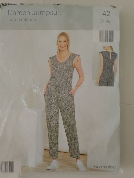 Vând salopeta dama material de vara, produs de calitate, produs de imp