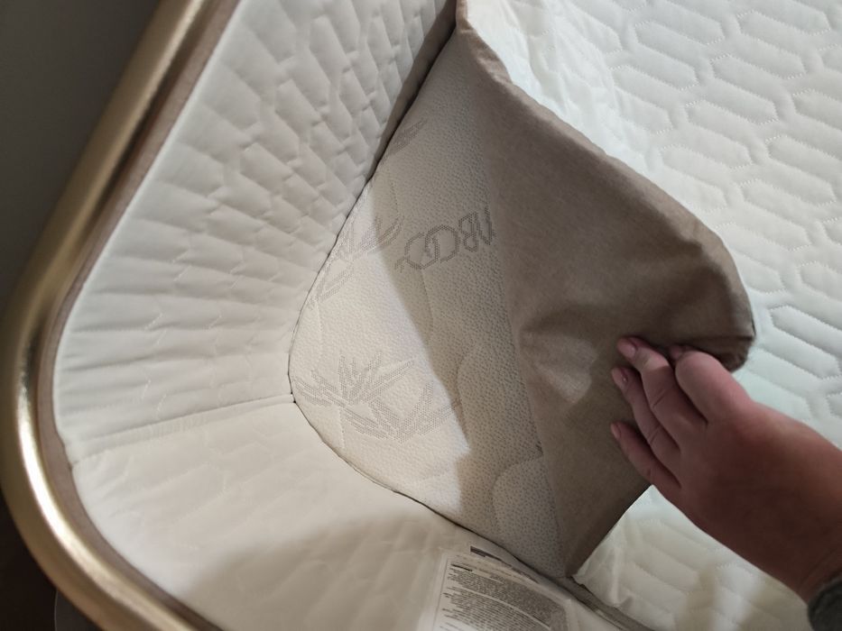 Кошара с подвижна страна Chipolino Baby boss, Бежова+ матрак бамбук