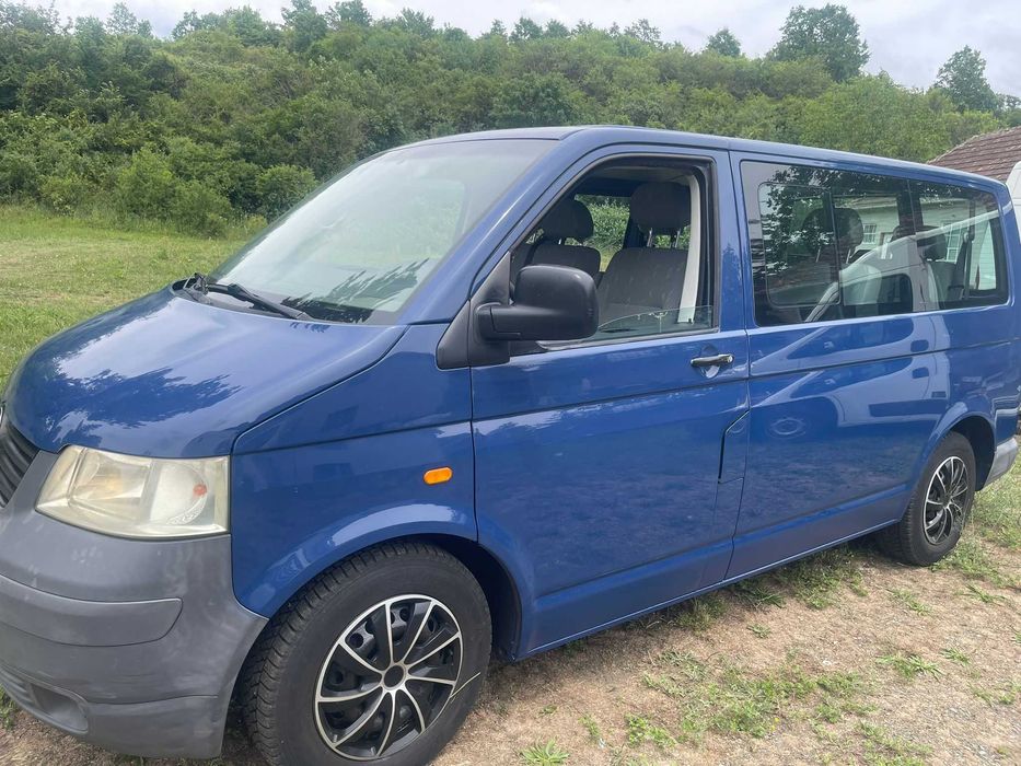 VOLKSWAGEN Transporter