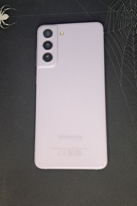 самсунг  s21 fe 6/128