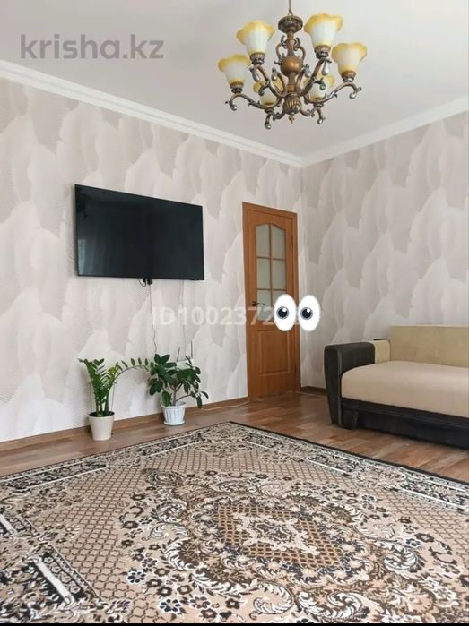 Продам дом  .. Очень теплый . Район ост . Комсомольская.