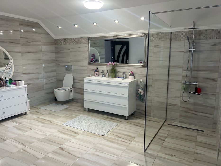 Vînd casa Sânmartin// Beverly Hills///Teren 1000mp2\\