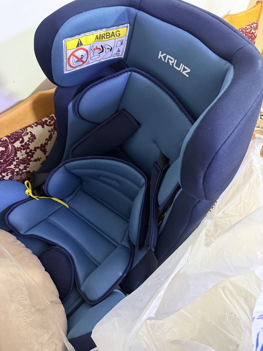 Продам автокресло kruiz