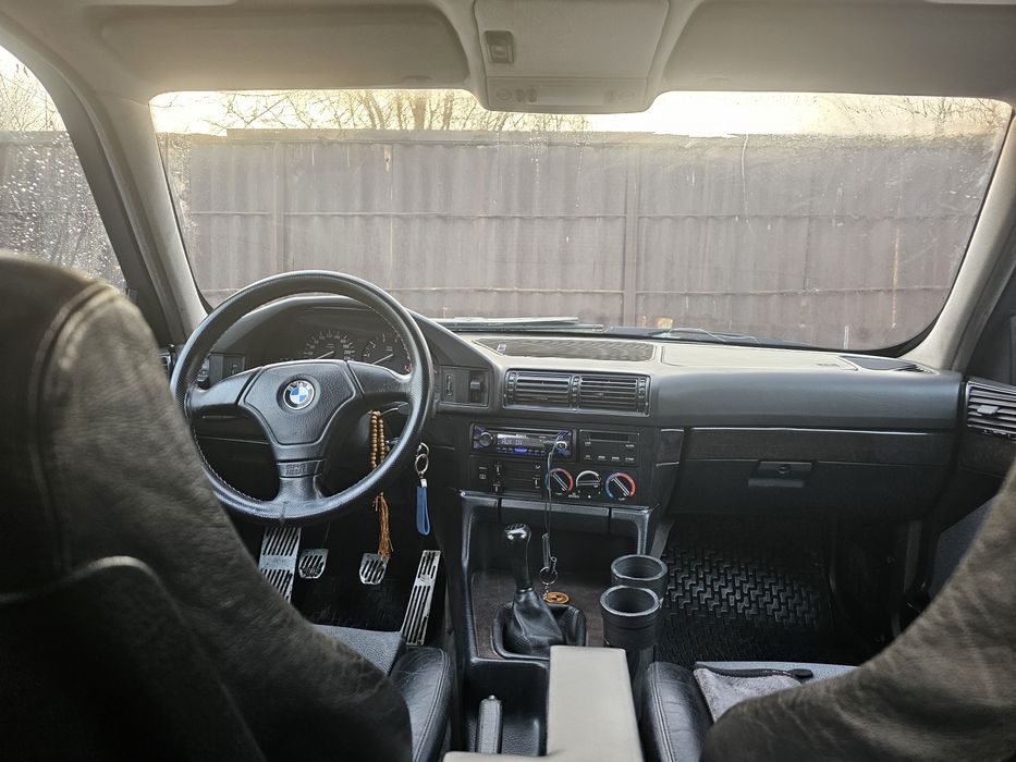 Продам BMW E34 рестайлинг