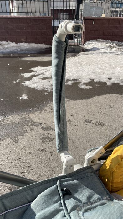 Продам коляску Teknum