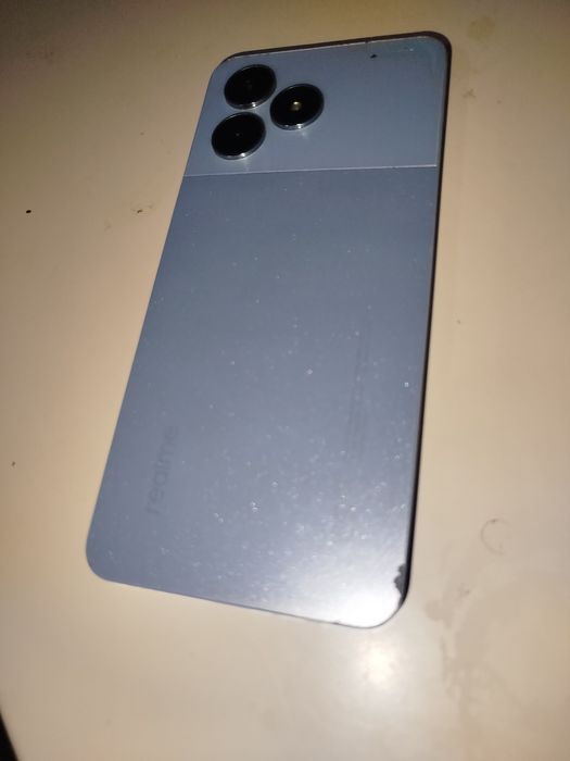 Продам телефон 3/64