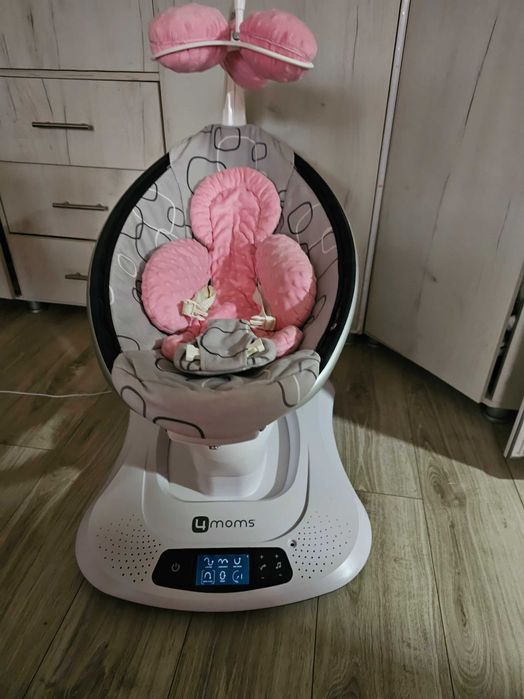 Fotoliu  balansoar electric 4MOMS