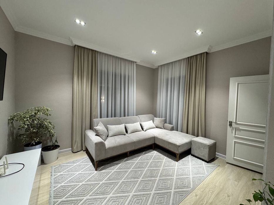 КАРАСУ-6(Динамо магазин)! Авторский евродом! Срочная продажа!