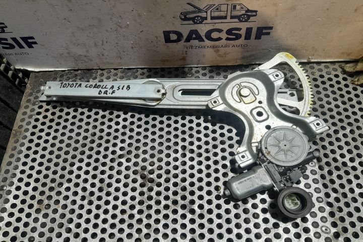 Macara geam fata dreapta electrica 85710-0D100 85710-0D100 Toyota Yar
