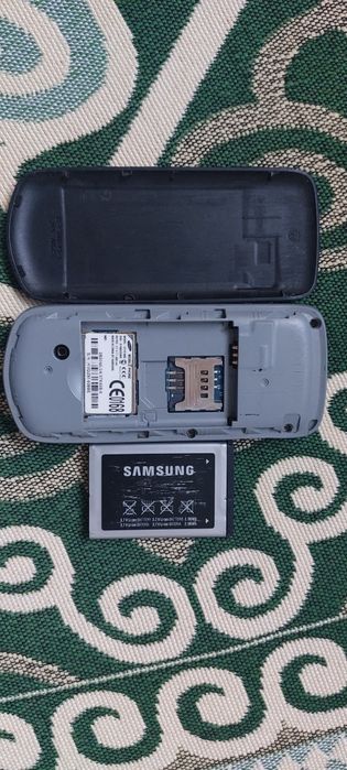 Простой телефон Самсунг 1080