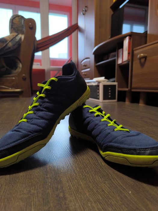 Маратонки за футбол Kipsta