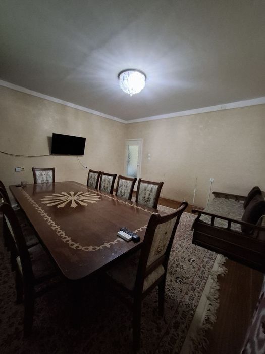 Срочний квартира сотилади