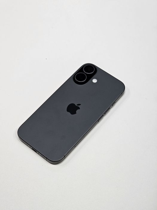 Iphone 17 256 GB Black - в гаранция 100 % Капацитет на батерията