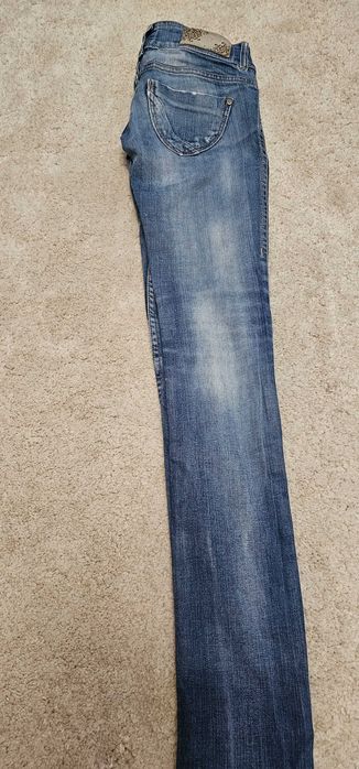 Дамски дънки-запазено състояние