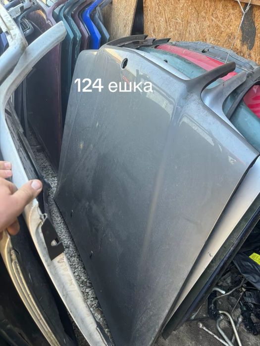 Мерседес бенз капот ешка 124