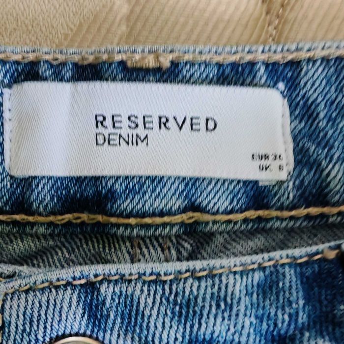 Дамски потник на massimo dutti р. S. Дънкови шорти. Р. S