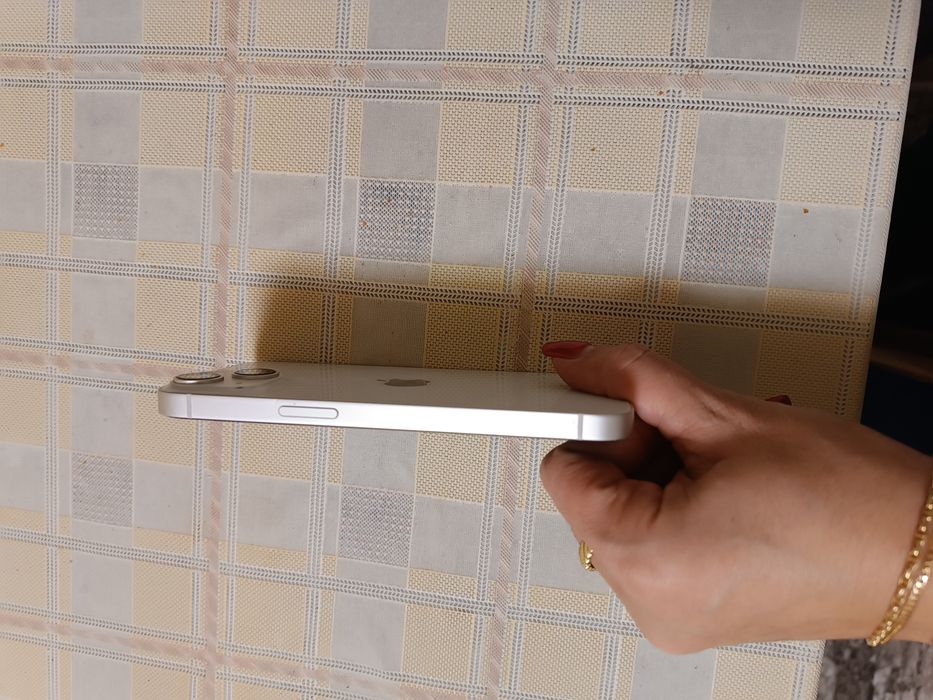 iPhone 14 + 10 калъфа