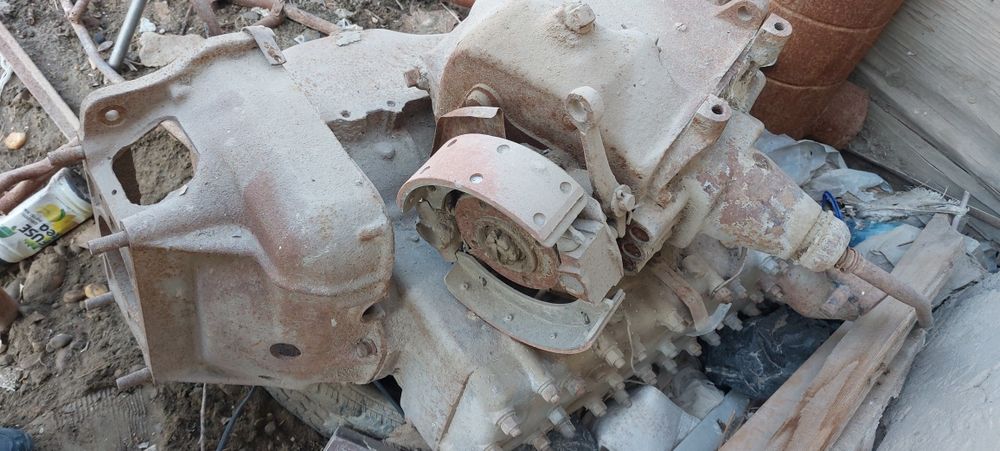 Газ 5208  сотилади