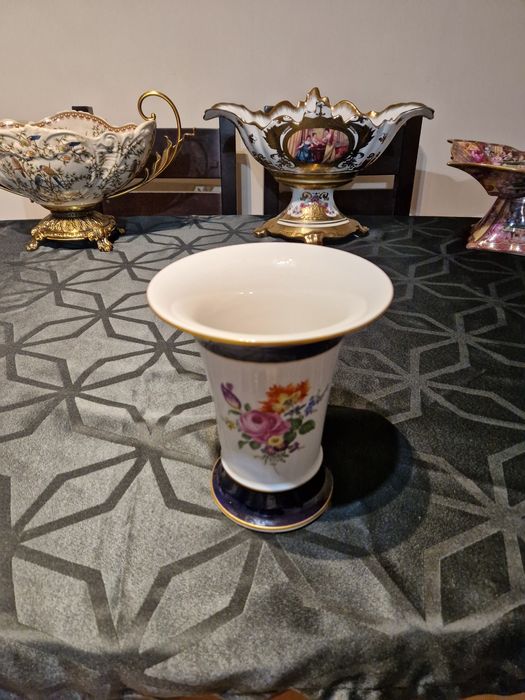 Прекрасна антикварна колекционерска порцеланова ваза Meissen