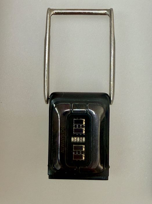 Браслет WHOOP 5.0 MG Б/У