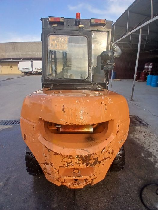 Кара вилочный погрузчик 5тн сотилади